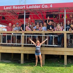 Grand Islander Hotel